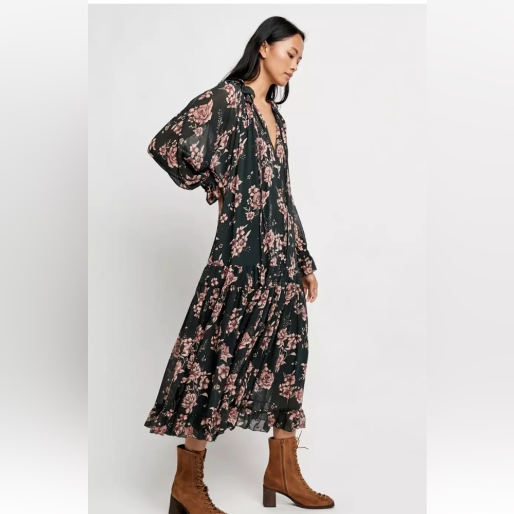 FREE PEOPLE Feelin' Groovy Maxi Tiered Chiffon Floral Black Peasant Dress Sz M